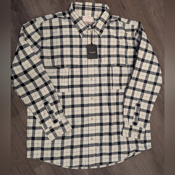 Filson Other - NWT - Filson Men's Alaskan Guide Flannel Shirt in Black & White Plaid XL